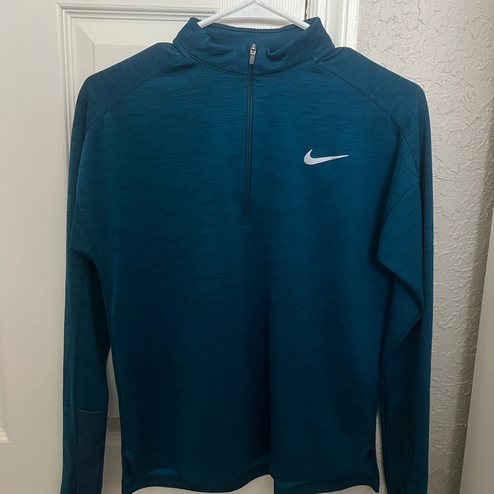 Nike quarter zip, EUC - no flaws!